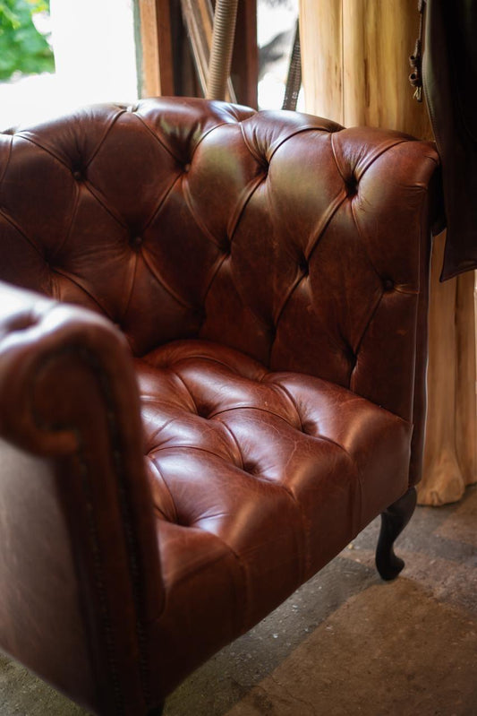 Tub leather chairs.